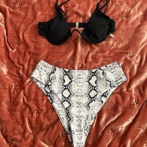 Black / snake print bikini set ✨
